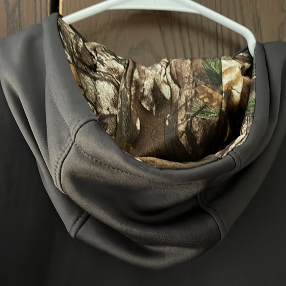 Cottonwood Canyon 100% polyester, hooded, black sweatshirt. Size Small - Picture 7 of 8